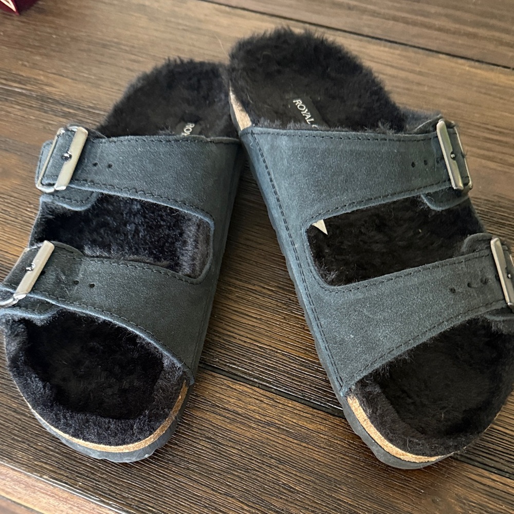 Black Suede Faux-Fur Buckle Slide Sandals